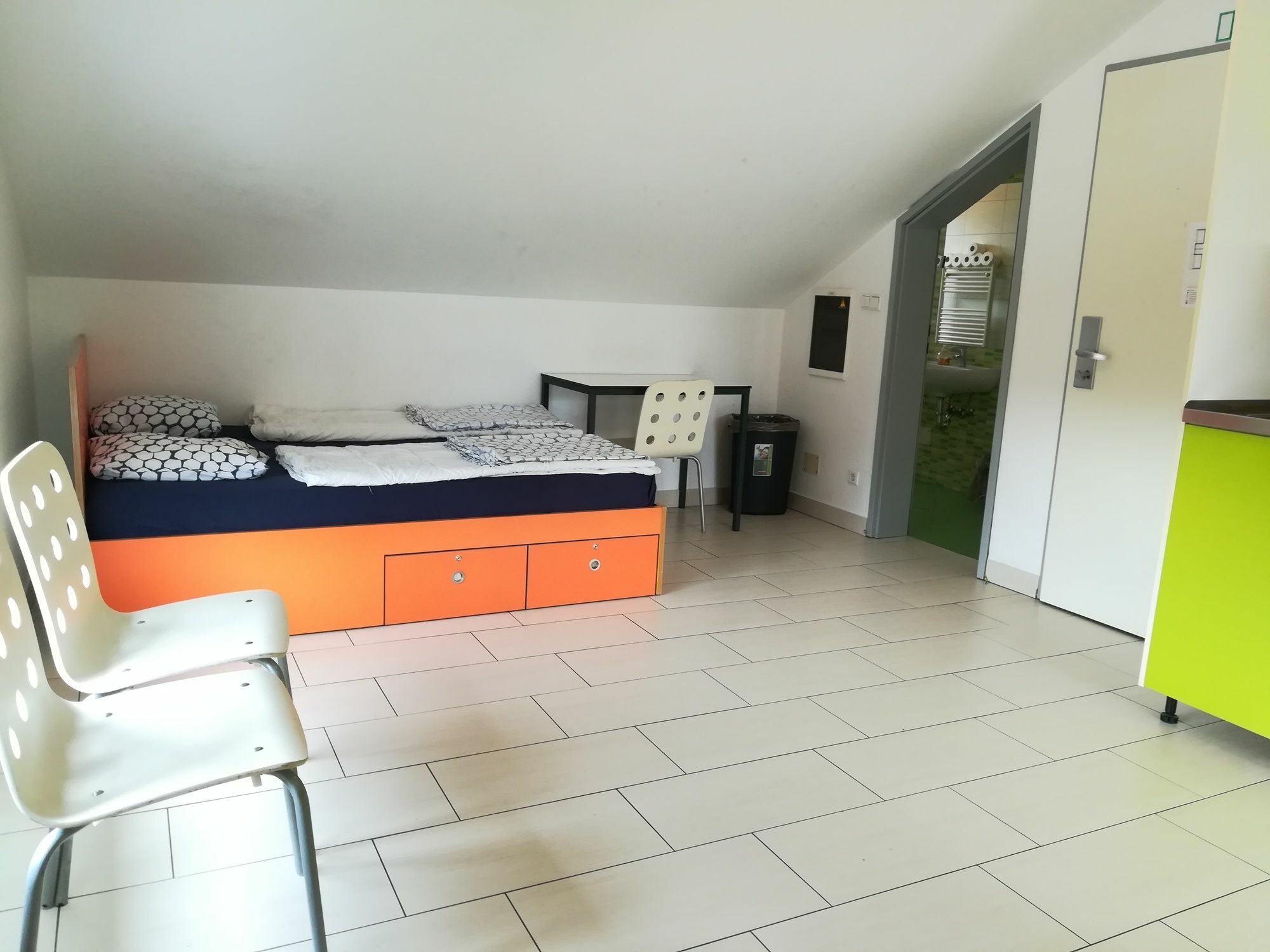 Simbol Rooms With Free Private Parking ลูบลิยานา ภายนอก รูปภาพ